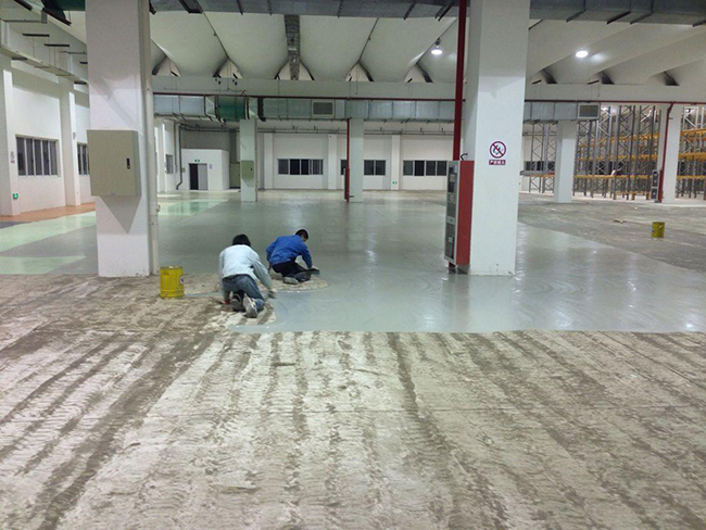 環氧地坪中涂施工